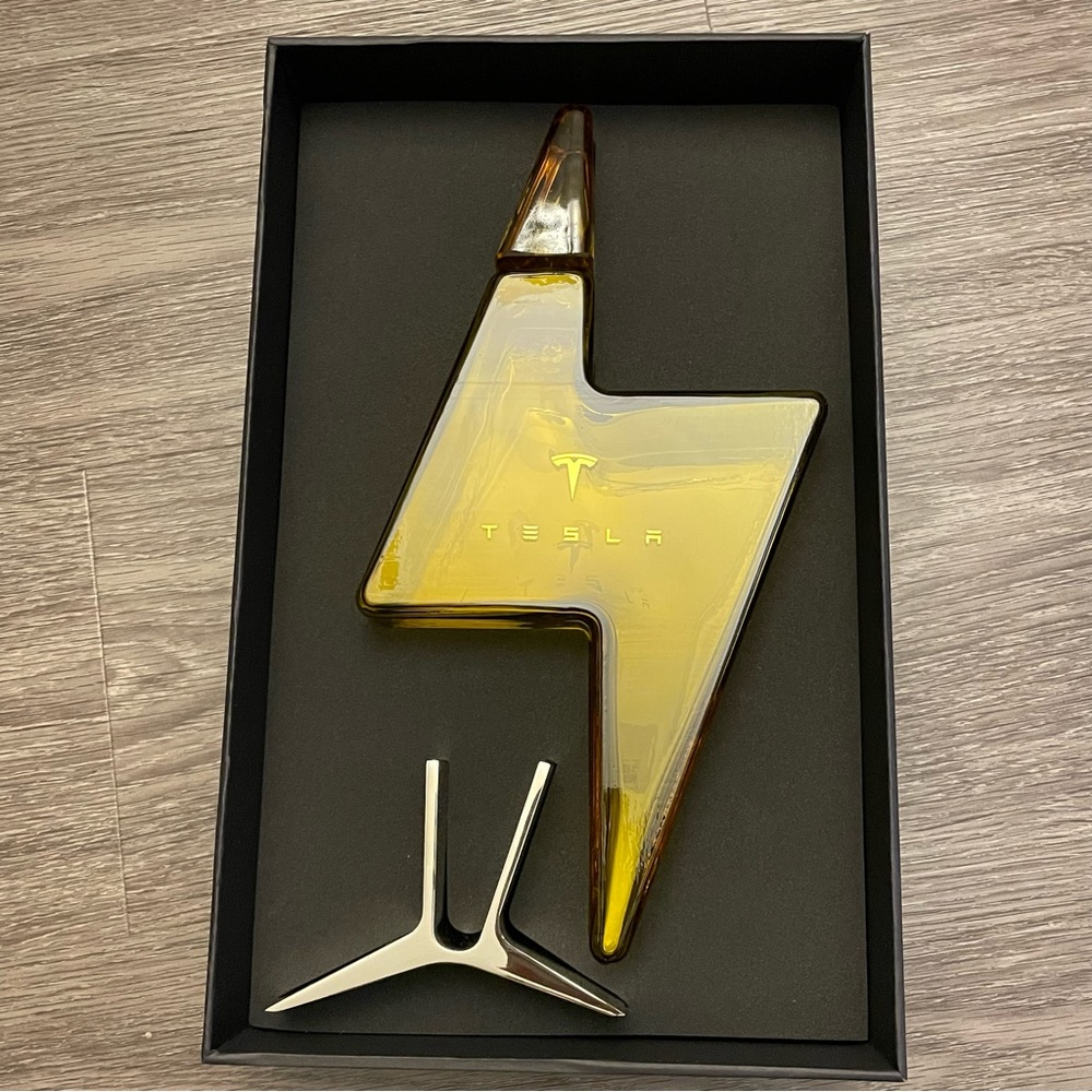 Brand New RARE Tesla Decanter With Stand